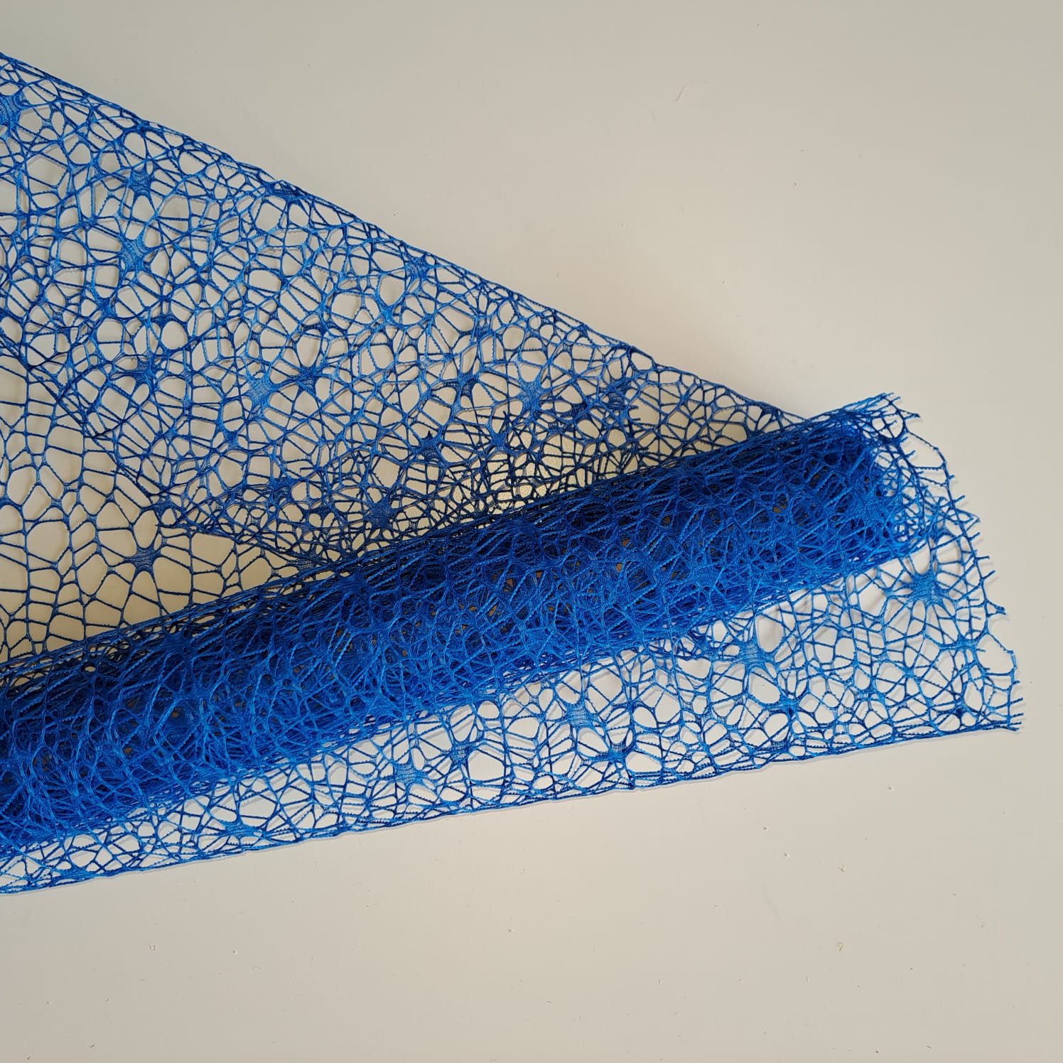 14-blu elettrico